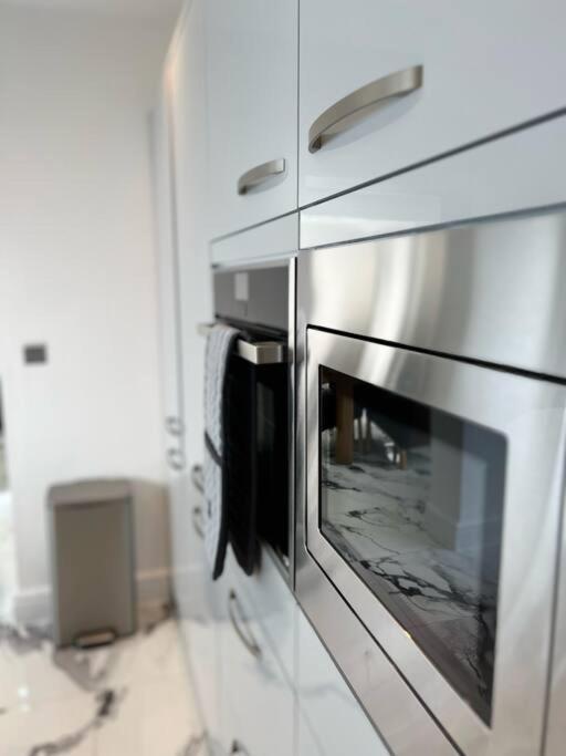 Clare Street - 3 Bedroom House With Private Parking Merthyr Tydfil Ngoại thất bức ảnh
